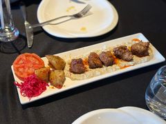 -Efes Turkish & Mediterranean Cuisine 艾菲斯餐厅(陆家嘴店)