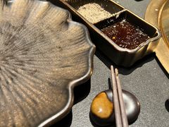 -铭牛烧肉·和牛海鲜自助(高新月牙湖店)
