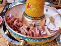 -毛辣果·贵州红酸汤牛肉火锅(西单店)