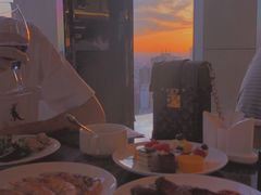 -唐拉雅秀酒店-西锦汇空中BBQ·思创餐厅