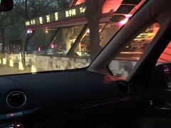 -枫花园汽车电影院(朝阳公园店)