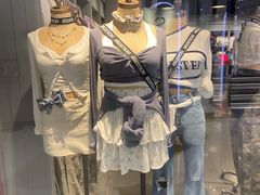 -Hollister(天环广场店)