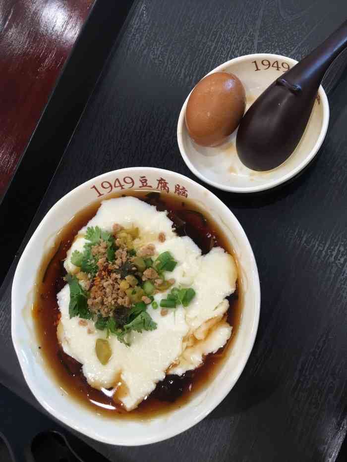 1949豆腐脑(锦阳路店)-"豆腐脑,很好吃,油条松软酥脆,想起小时候.