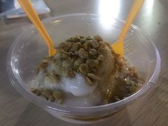 香蕉牛奶冰浆-夏食光安顺小舒冰粉冰浆(甲秀楼店)