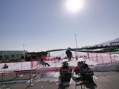 -华彬猛犸滑雪场