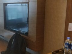 -上海滴水湖皇冠假日酒店