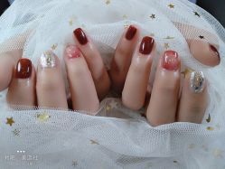 -艾珂·美甲美睫