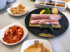 -韩宫宴烤肉·黑毛和牛·料理(奥特莱斯店)