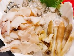 -余欢领鲜火锅(新街口店)