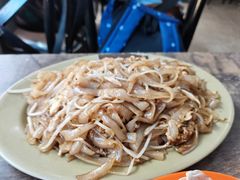 鸡蛋炒河粉-贞姨美食·老字号海鲜大排档