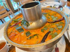 -Chom Cafe and Restaurant