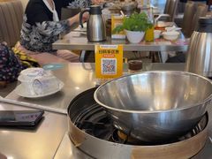 -胡须佬鸡煲四季火锅店(石厦西村直营店)