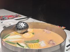 -肥仔文澳门猪骨煲(南京西路店)