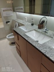 -HEYAN荷妍专业脱毛连锁机构