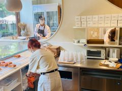 -VERIE BAKEHOUSE