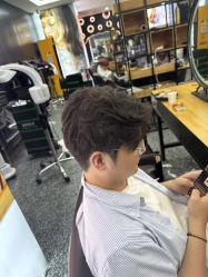 -藤野造型·烫·染发型设计店