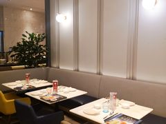 -港丽餐厅(高德置地店)