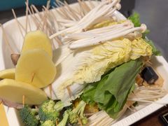 -签多多串串香火锅