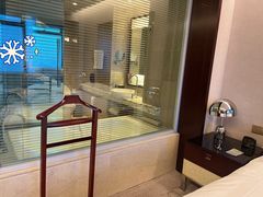 -上海龙之梦万丽酒店