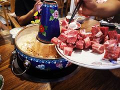 -毛辣果·贵州红酸汤牛肉火锅(西单店)