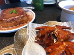 蝴蝶里招牌手撕乳鸽-蝴蝶里·粤菜·点心(龙湖天街&滨江店)