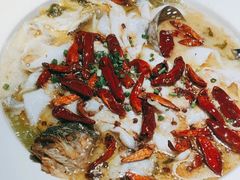 -鱼亨小鲜酸菜鱼(大信店)