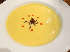 玉米浓汤-1886德国汽车餐厅(外滩十六铺码头店)