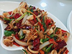 -覃记海鲜美食餐厅