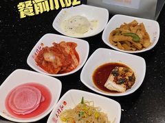 -木槿花韩式炭烤·熟成肉工坊(孙文东路店)