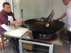 -邓记新一代糖油果子(四川煤管局供销公司职工宿舍店)