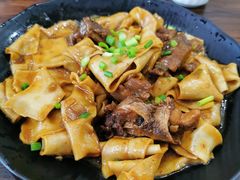 -壹阁胡羊焖饼(特色小吃街店)