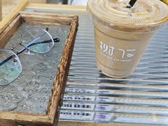 -树下咖啡(昆明老街店)