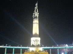 -人民防洪胜利纪念塔