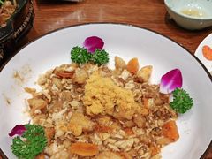 -园中园美食城