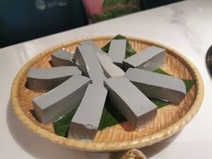 -三个椰子·现砍椰子鸡(金源CBD店)