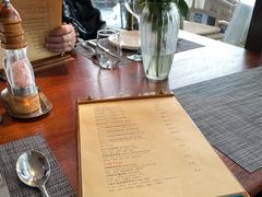 -MONICH牛排融合餐厅(和义大道购物中心店)