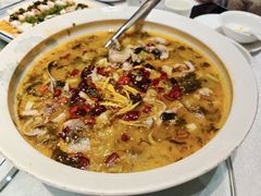 脆鲩酸菜鱼-鱼神·脆肉鲩 全鱼宴(西乡店)