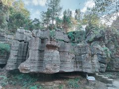 -梭布垭石林景区