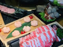 -湊湊火锅·茶憩(南京东路悦荟店)