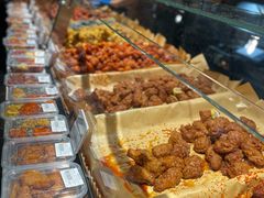 -胖东来生活广场(健康路店)