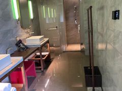 -南京夜泊秦淮君亭酒店·金陵书画院