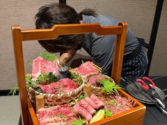 -山川小町·极番烧肉(新地假日广场店)