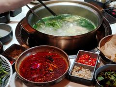 -喃喃椰·糟粕醋·椰子鸡火锅(七堡花园店)