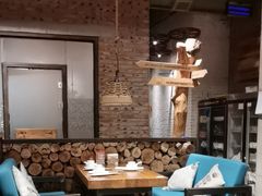 -苹果树下艺术餐厅(宋庄店)