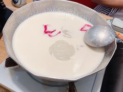 芝士浓汤胶原蛋白锅-西月山居匠心创意料理(江汉路新佳丽广场店)