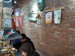 用餐区-马路牙子烧烤音乐酒馆(望京店)