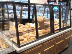 面包甜点陈列柜-多乐之日(和平伊势丹店)