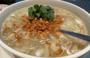 Classic Double Mushroom Fried Dough Appetizer Soup