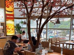 -蜜桃餐厅·伴山(湖滨商业街店)