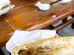 芝麻烧饼-穆得·老周家牛肉烧饼(普利街店)